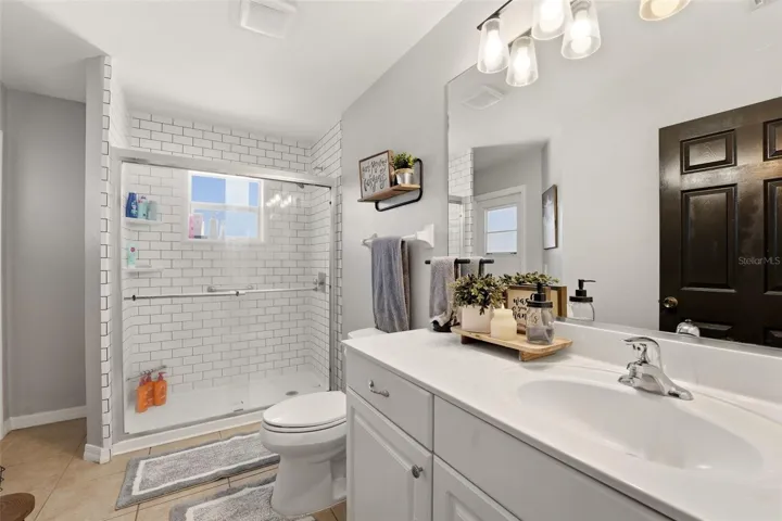 Guest bathroom - pool bath