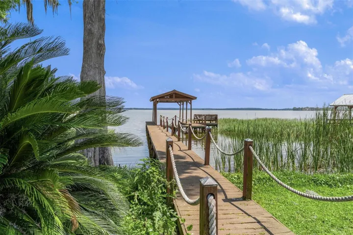 DOCK WALKWAY