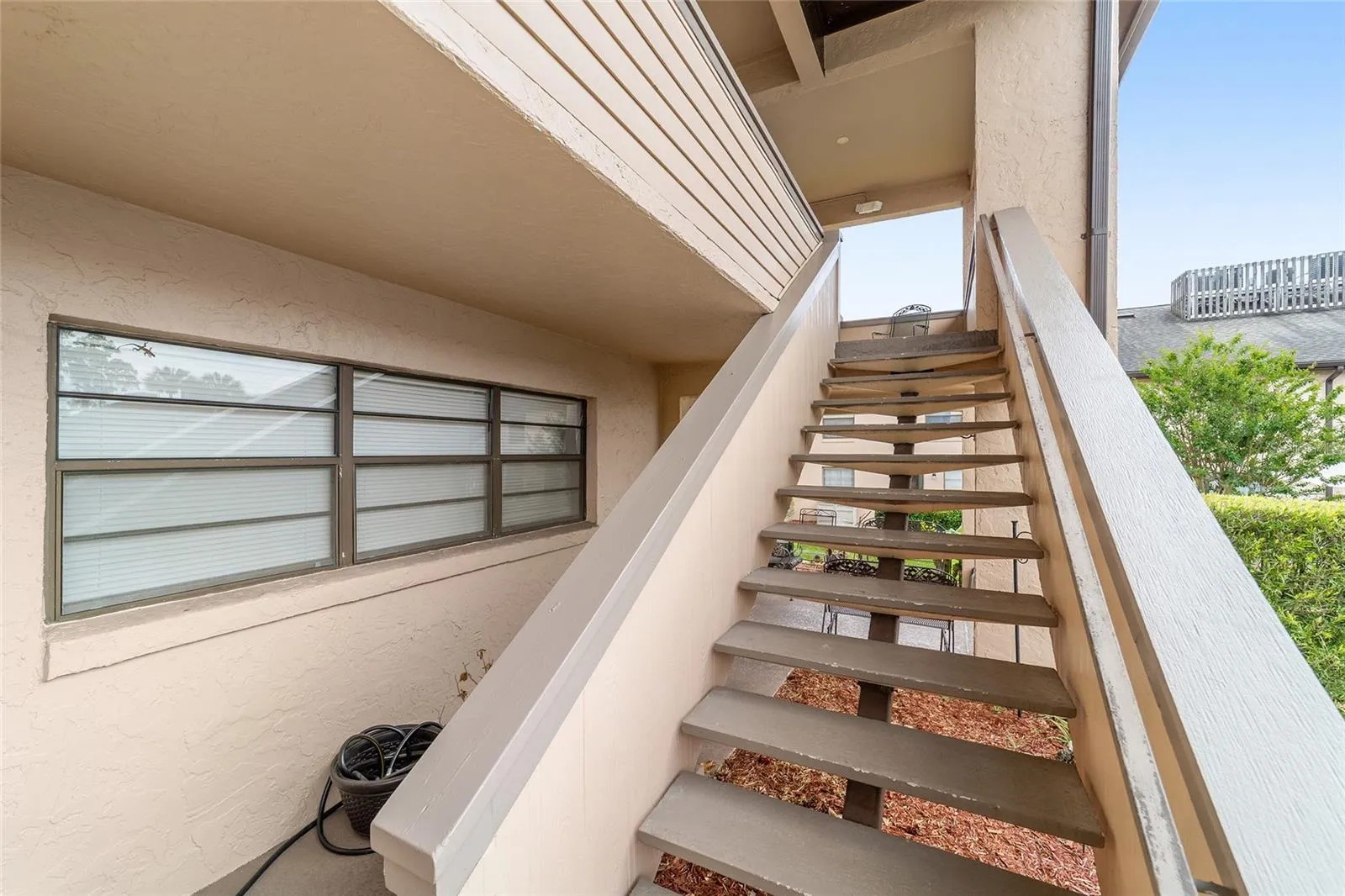 Concrete steps for stability