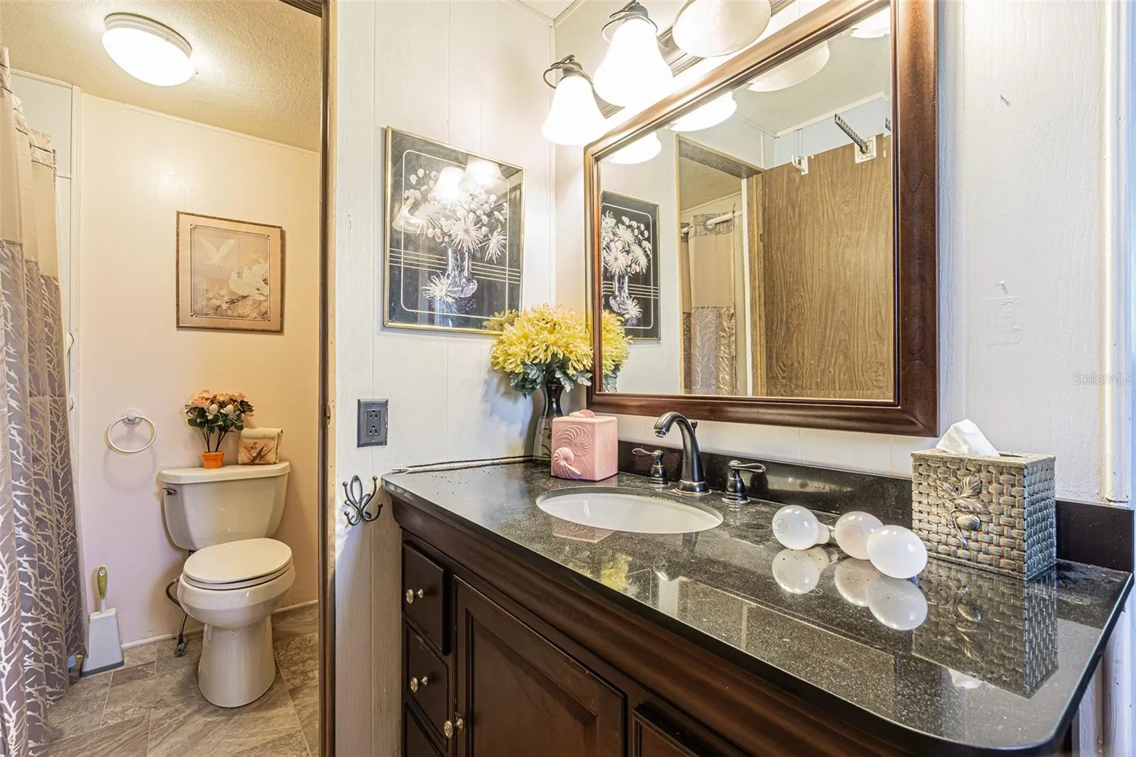 Primary bath ensuite