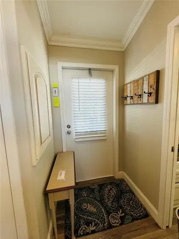 Hallway/closet