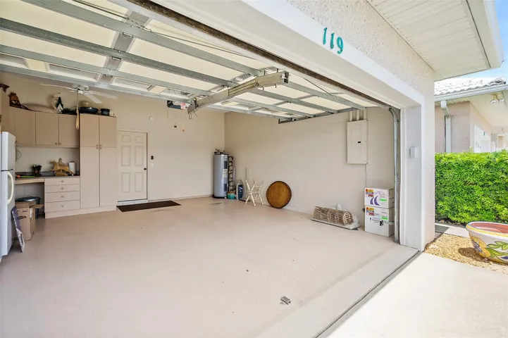 Airconditioned garage