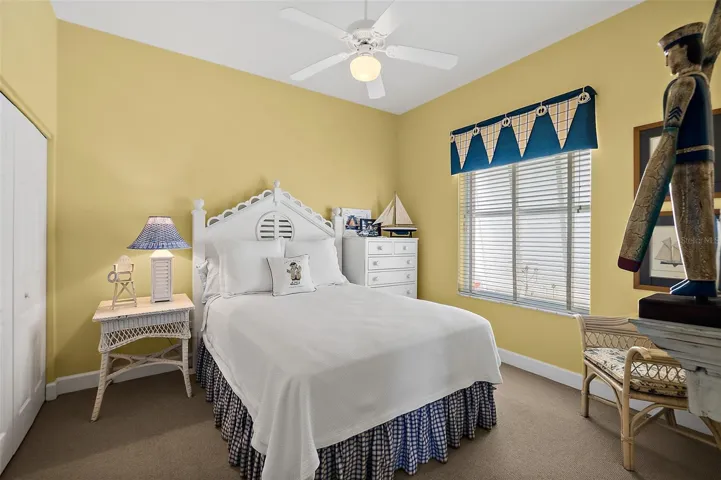 Guest bedroom
