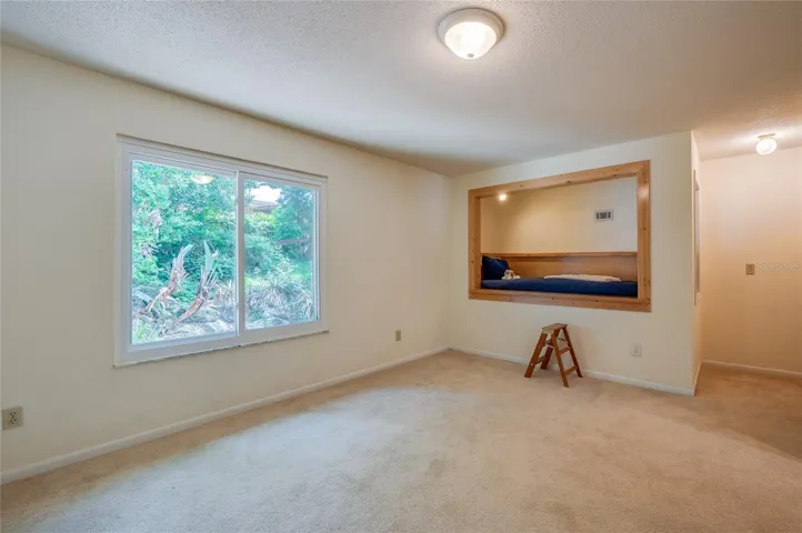 Bedroom 3 with a built-in bed area