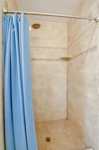 Primary shower