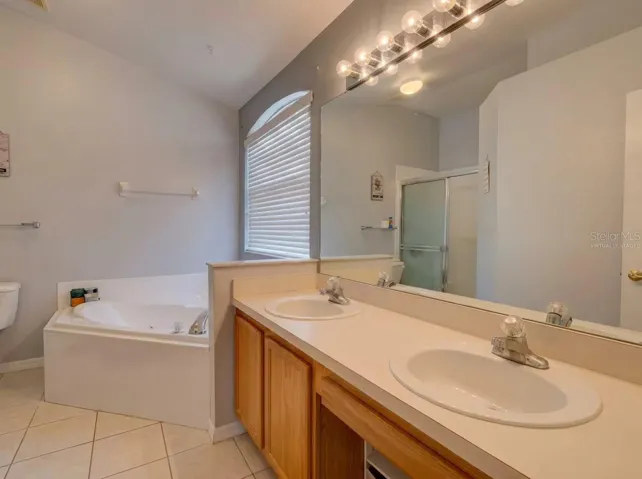 Master Bath virtually staged
