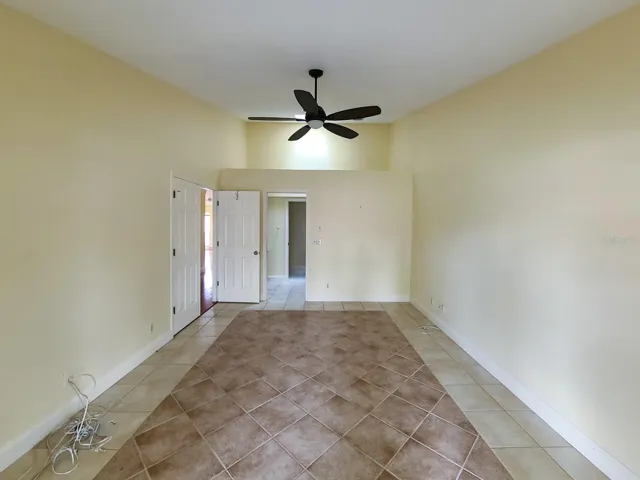 Full suite layout view. OM724494