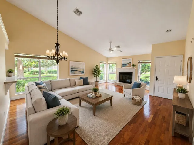 Virtually staged. Bright open living room space with natural flow. OM724494