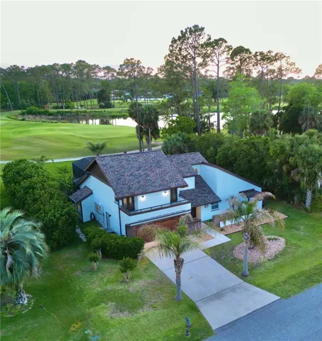 Resort-style home on golf course