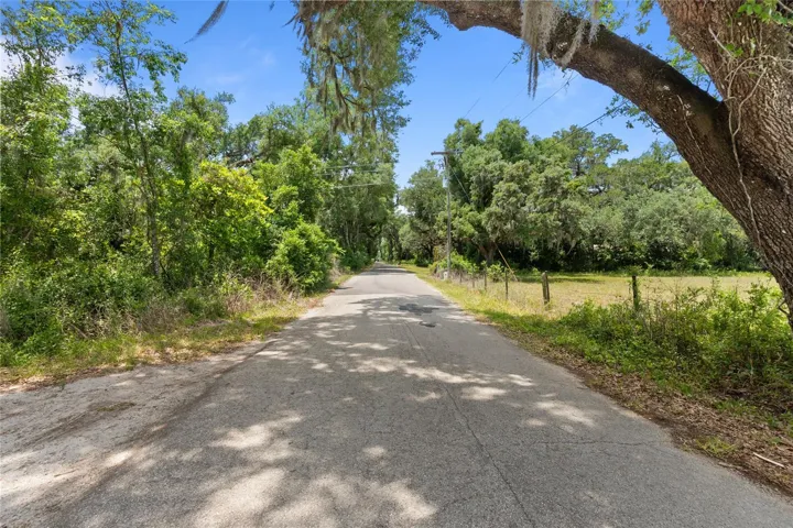 CR 722 West to property