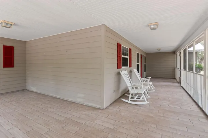 front/side screened porch