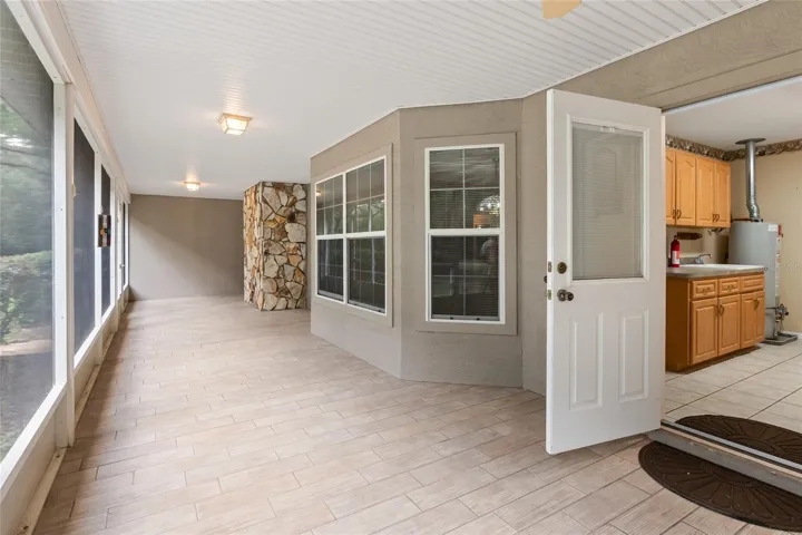 exit to back porch from laundry rm