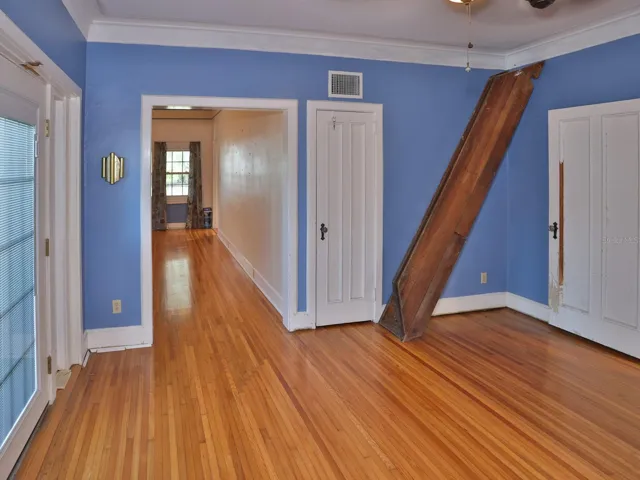 Living room.