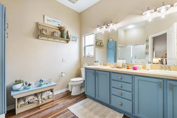 Primary En-Suite