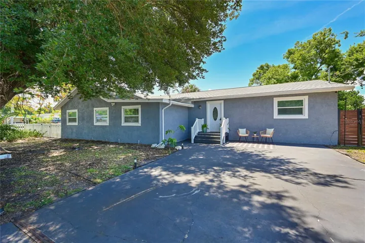 Side Entry/Driveway