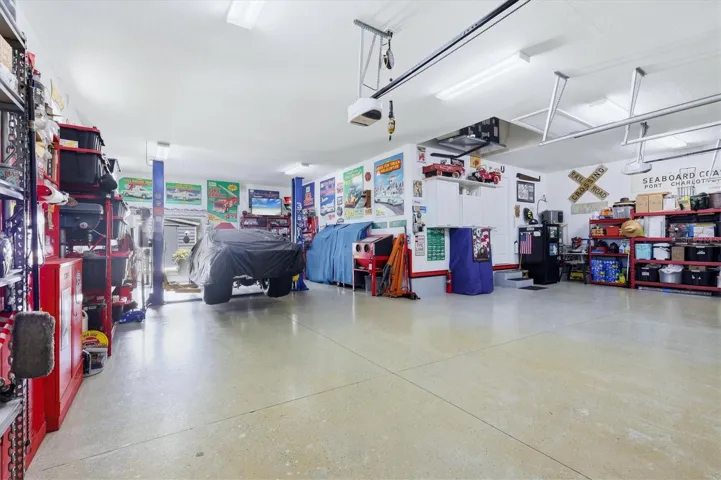 Oversize 6 car garage