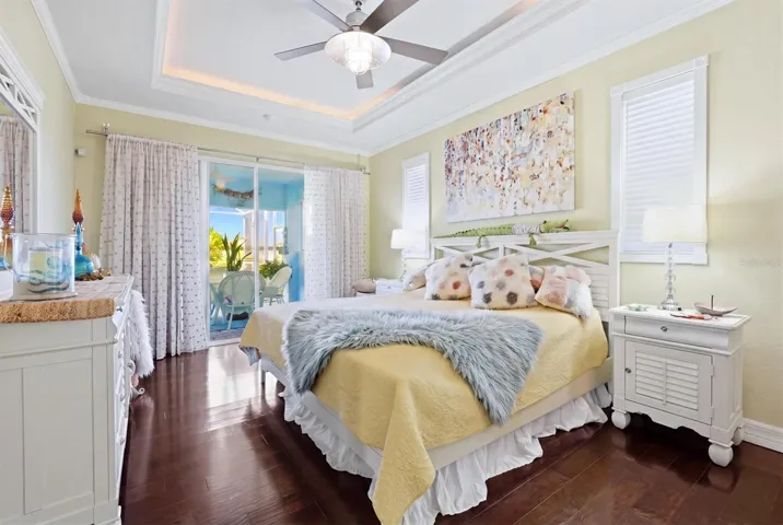 Primary suite