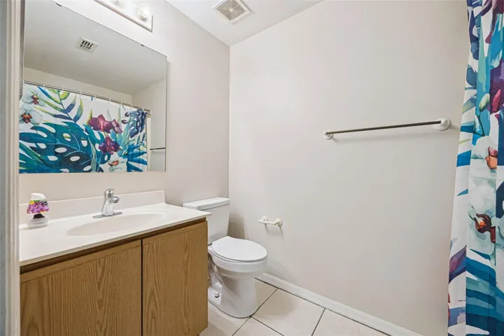 Primary En-Suite Bath