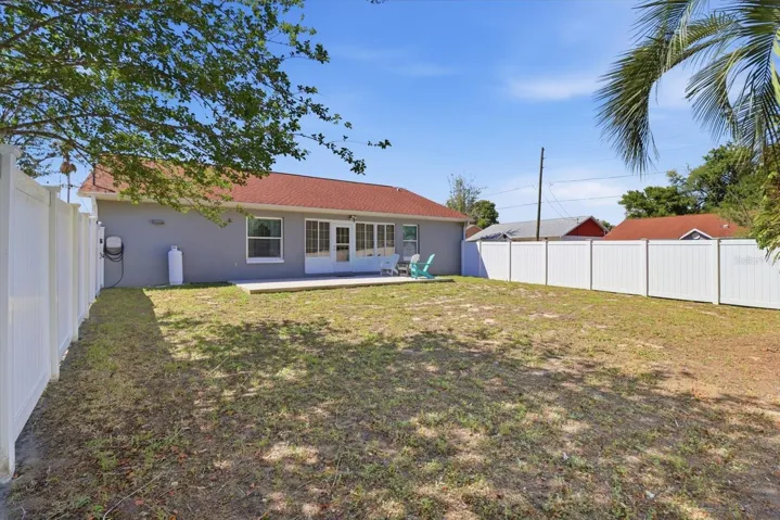 Fully Fenced Backyard w/ 6' Vinyl Privacy Fence