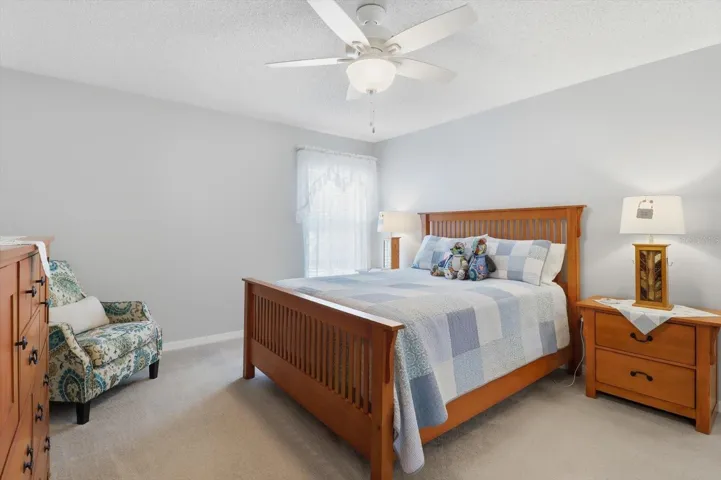 Master Bedroom w/ Walk-in Closet & Ensuite