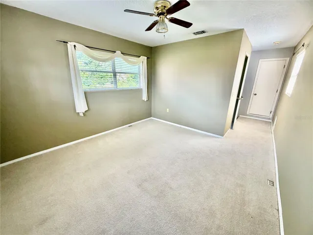Upstairs room 4