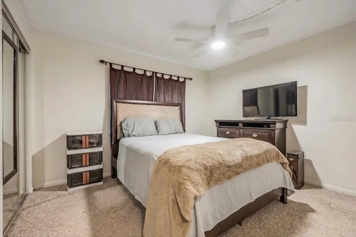 Unit 4 Bedroom 1