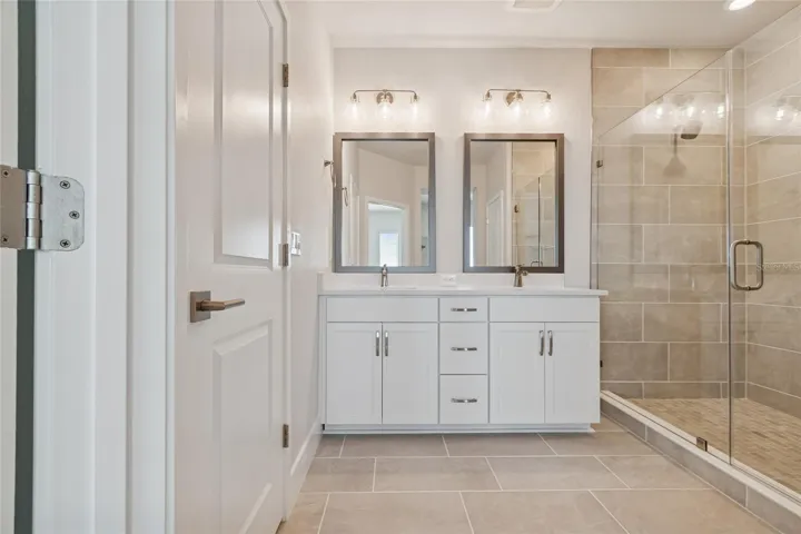 Owner's Bath