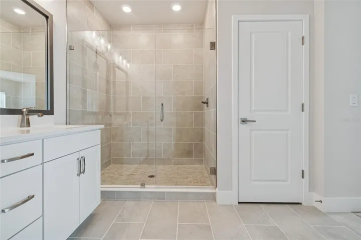 Owner's Bath