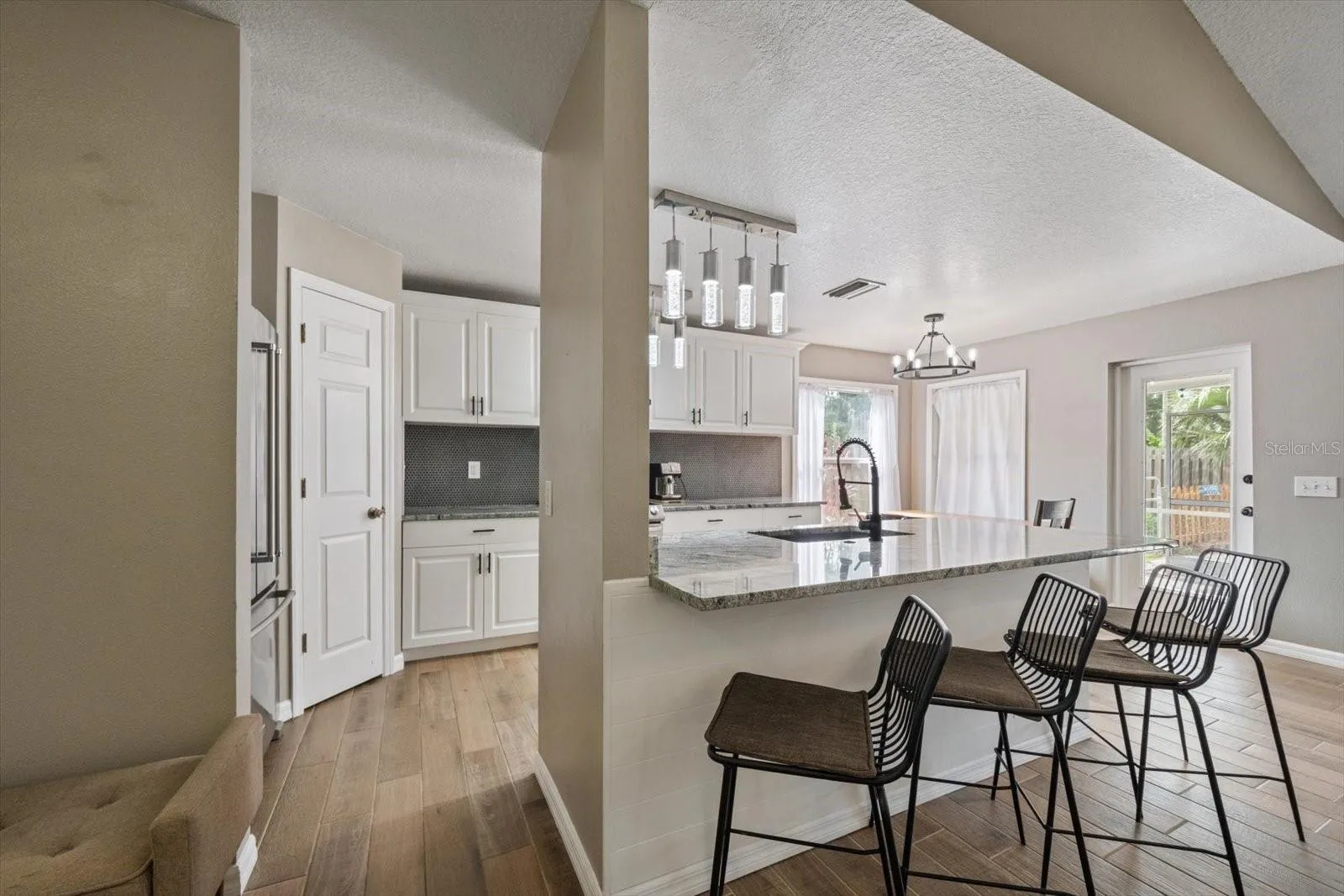 Kitchen with breakfast bar seating