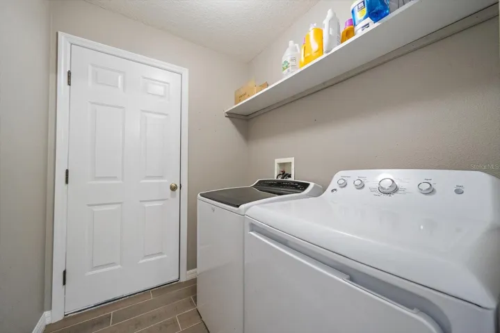Indoor laundry room