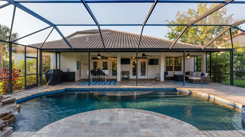 Lanai/Pool