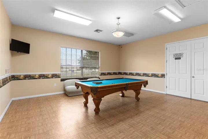 POOLROOM