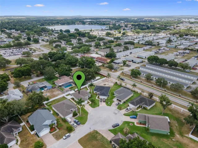 Great convenient location near shopping, schools and restaurants