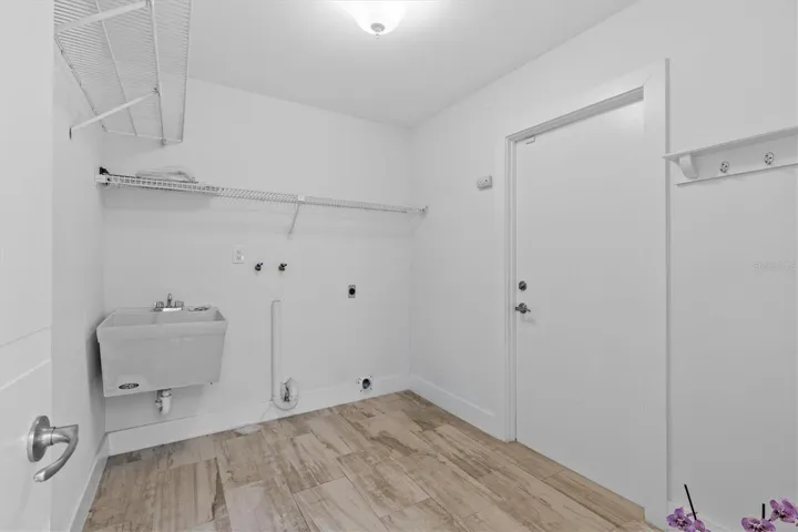 downstairs laundry/ mudroom