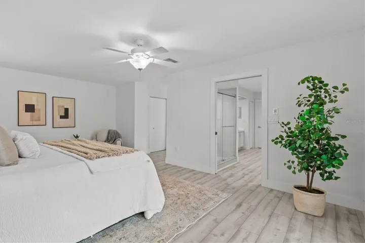 Primary suite