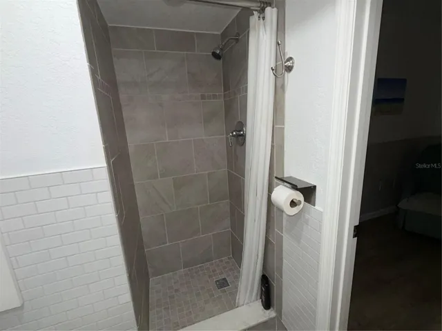 Bath 2 shower