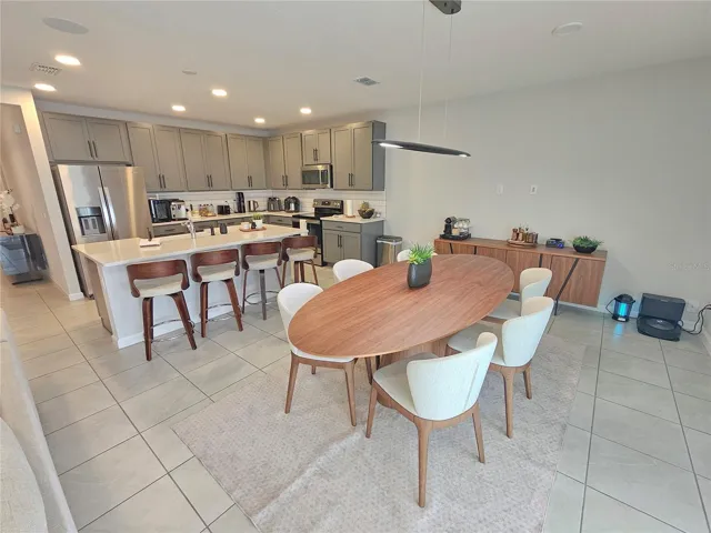 Dinning Room/Kitchen