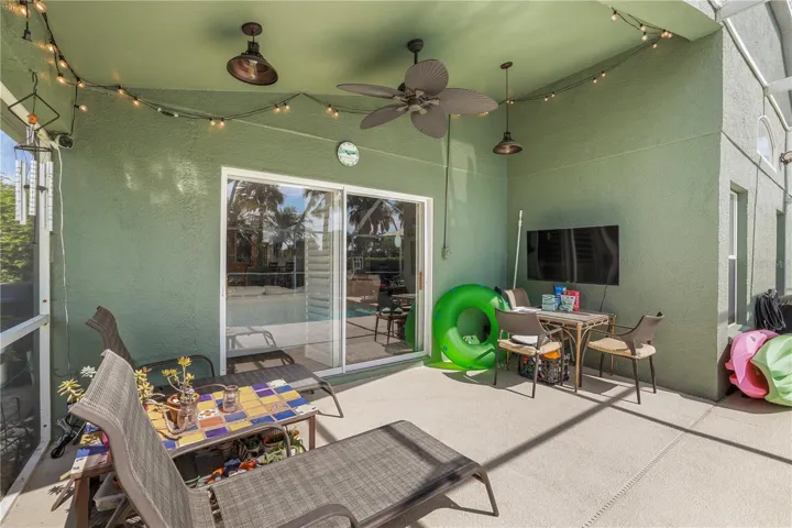 Outdoor sitting area