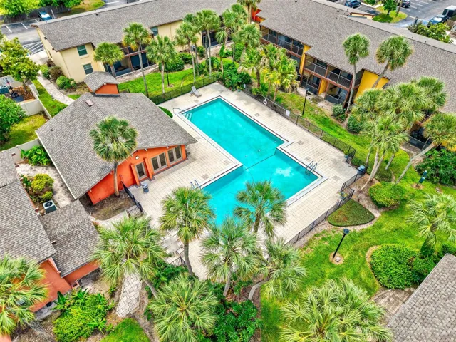 Pool and Clubhouse