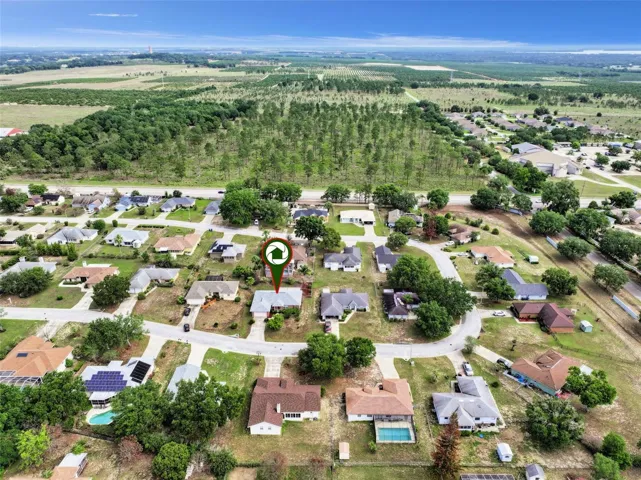 Well established community within a short distance to Bok Tower