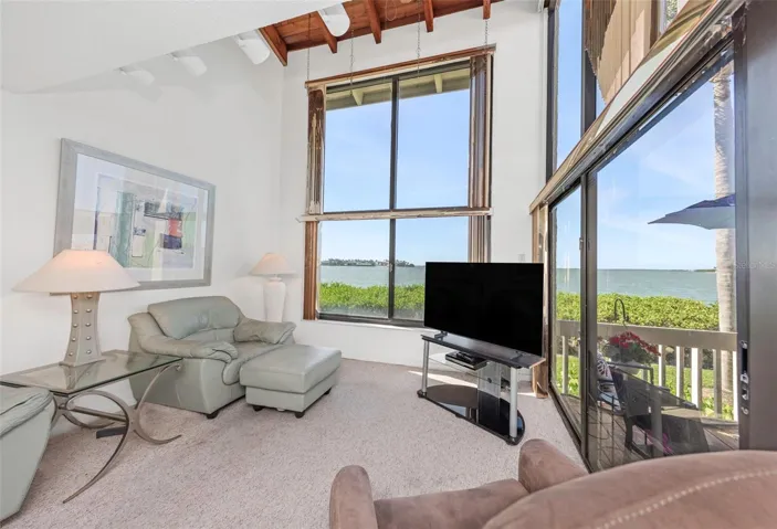 very high ceilings