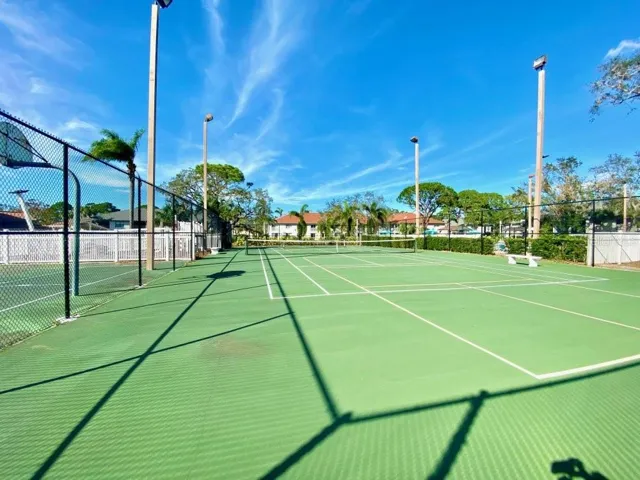 Tennis and pickel ball courts