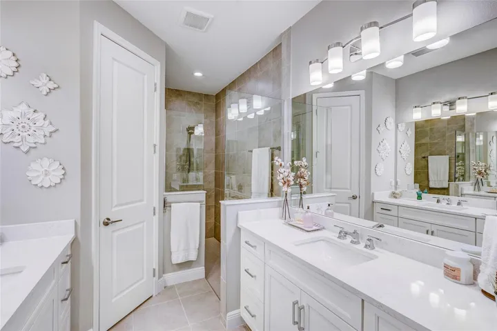 Quartz Counters w/ Lots of Vanity Drawers