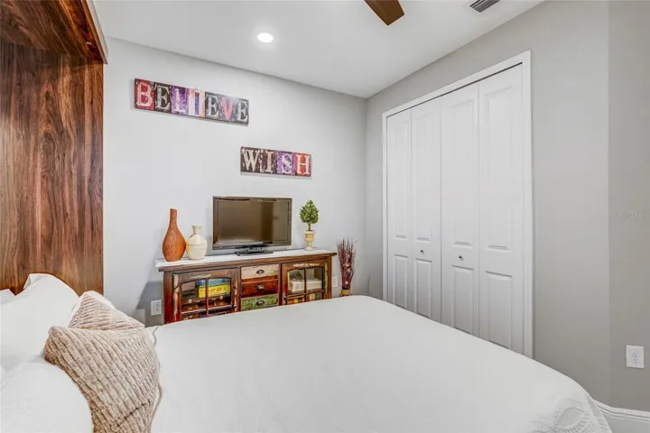 Private Guest Bedroom