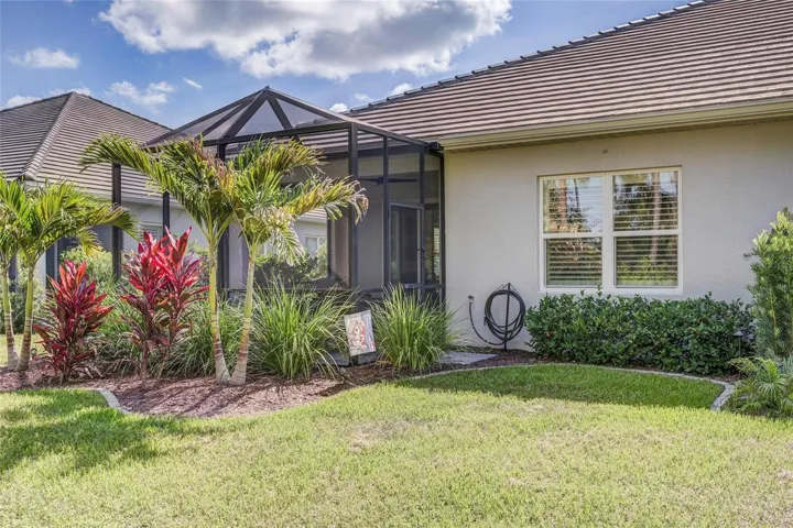 Full Rear Landscaping w/ 6