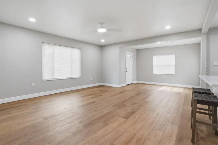 Living / Dining Area