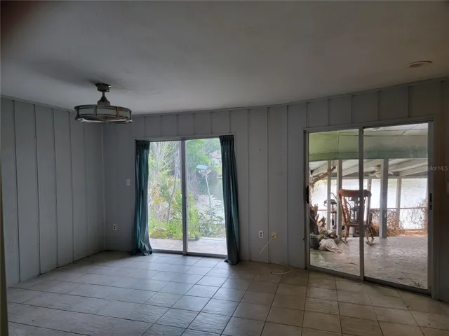 Breakfast/Bonus Area