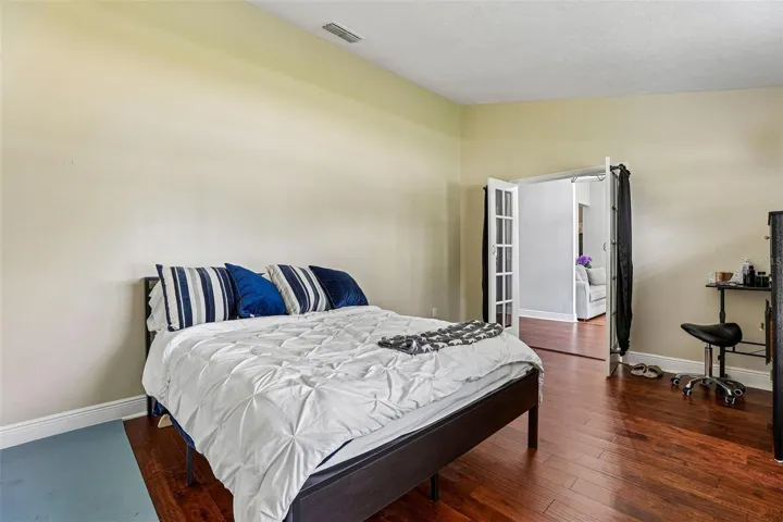 Fourth bedroom/office space.