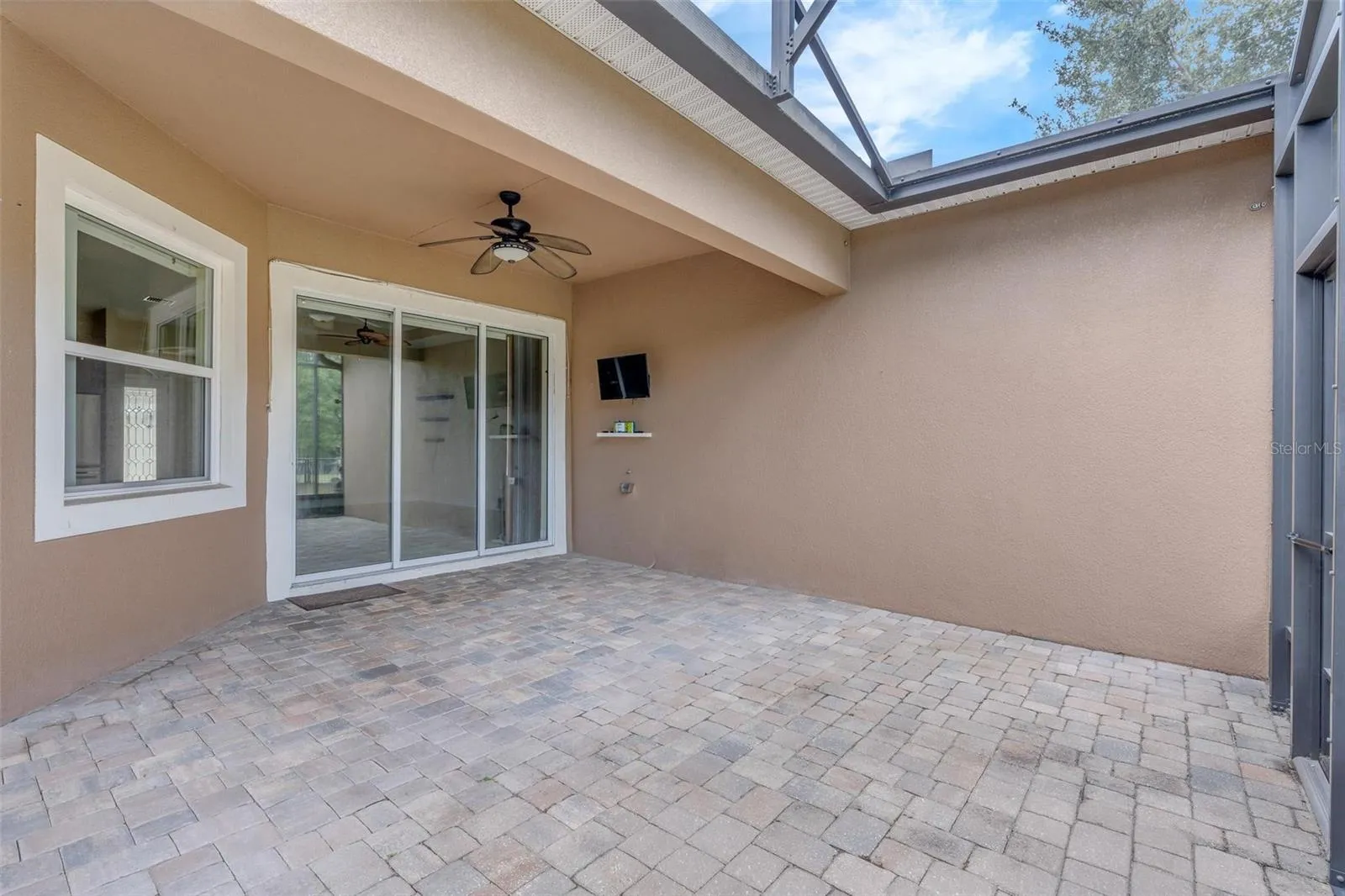COVERED LANAI + SCREENED & PAVERS OVERLOOKING GOLF COURSE