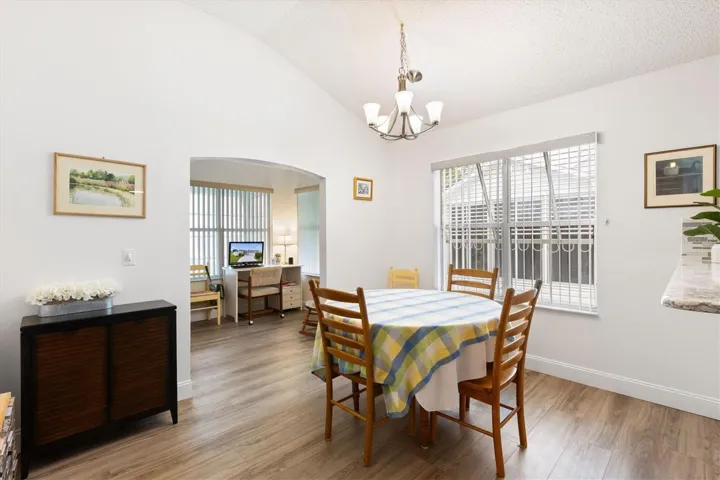 Dining Room/Dinette